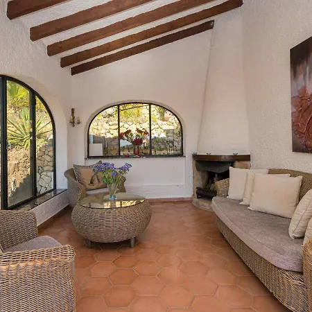 Belvilla By Oyo Nuestra Montana Villa
